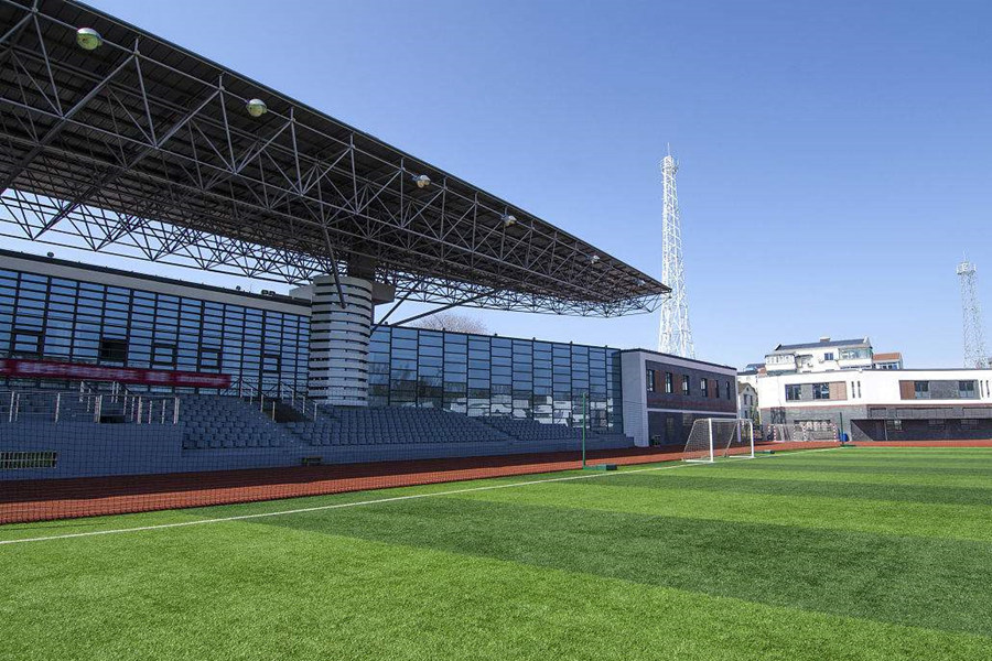 景洪体育场看台网架工程